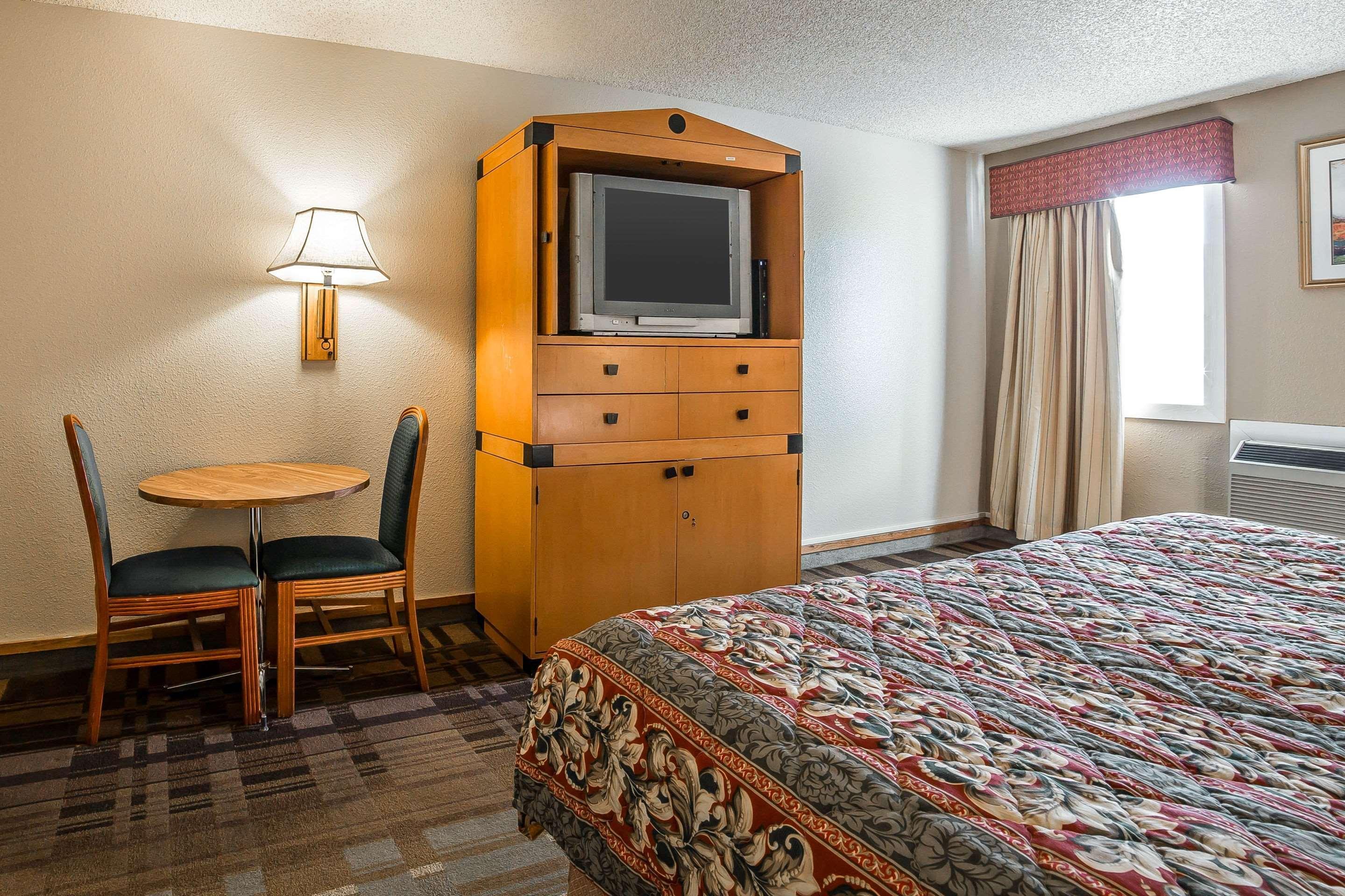 Rodeway Inn Cheyenne I-80 East Εξωτερικό φωτογραφία